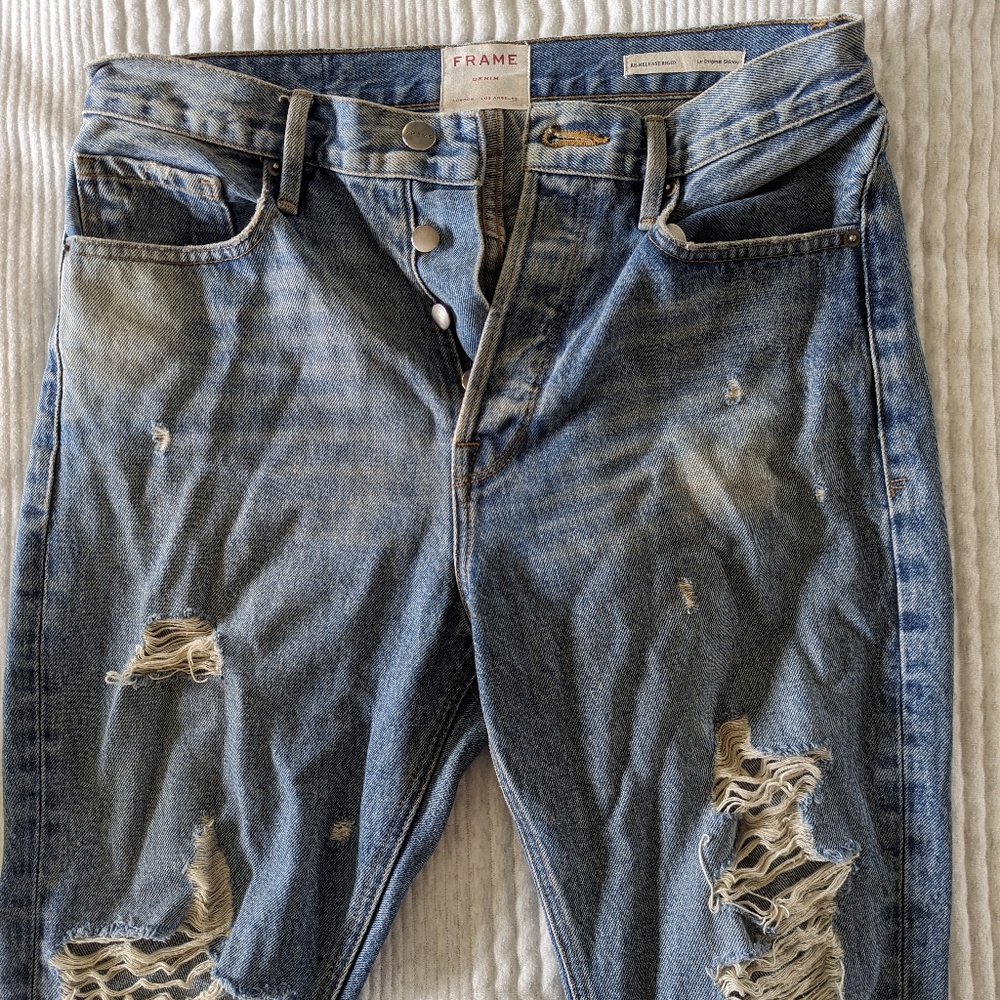 Frame rigid distressed denim, rolled cuffs, size 29